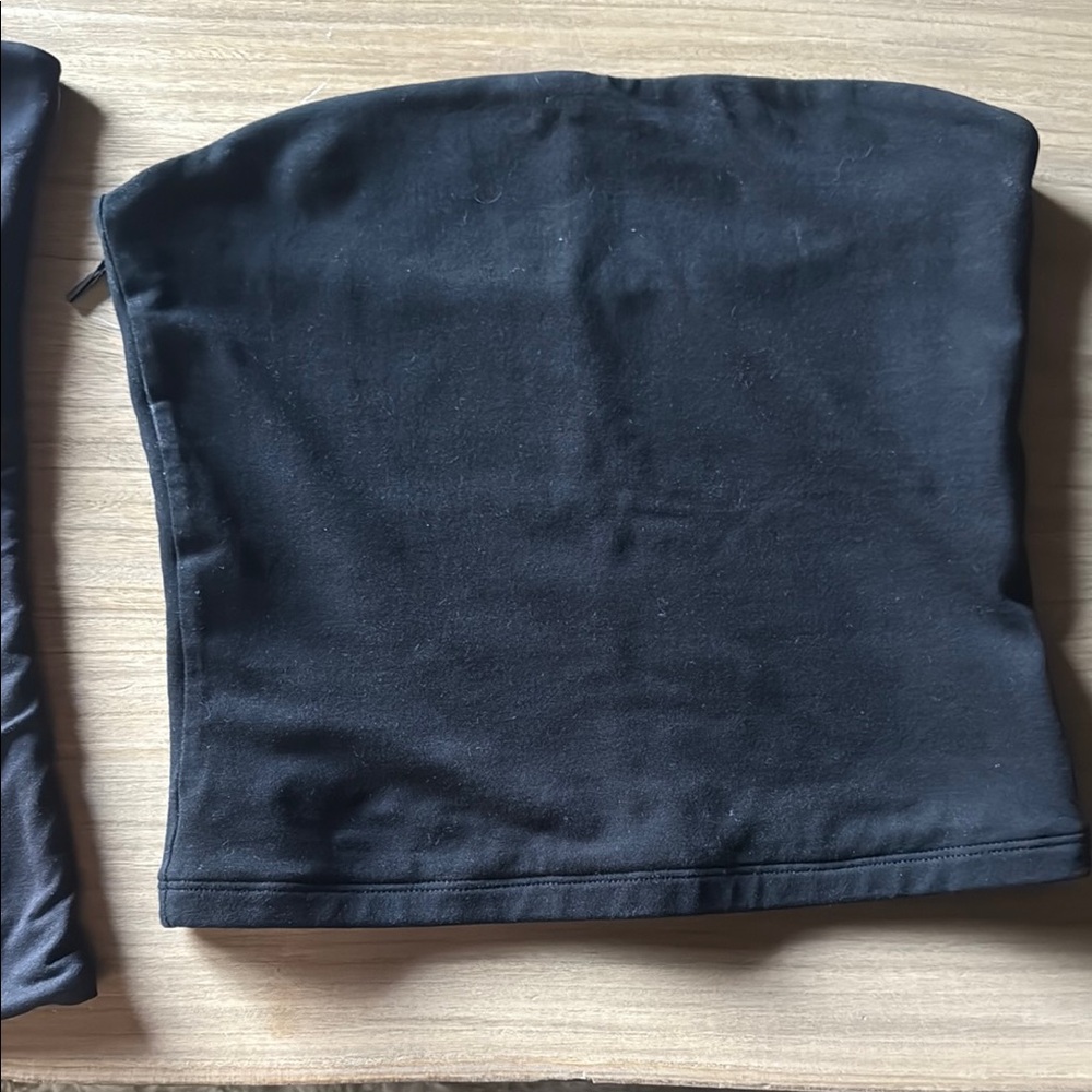 Aritzia Black Crop Top tna chill